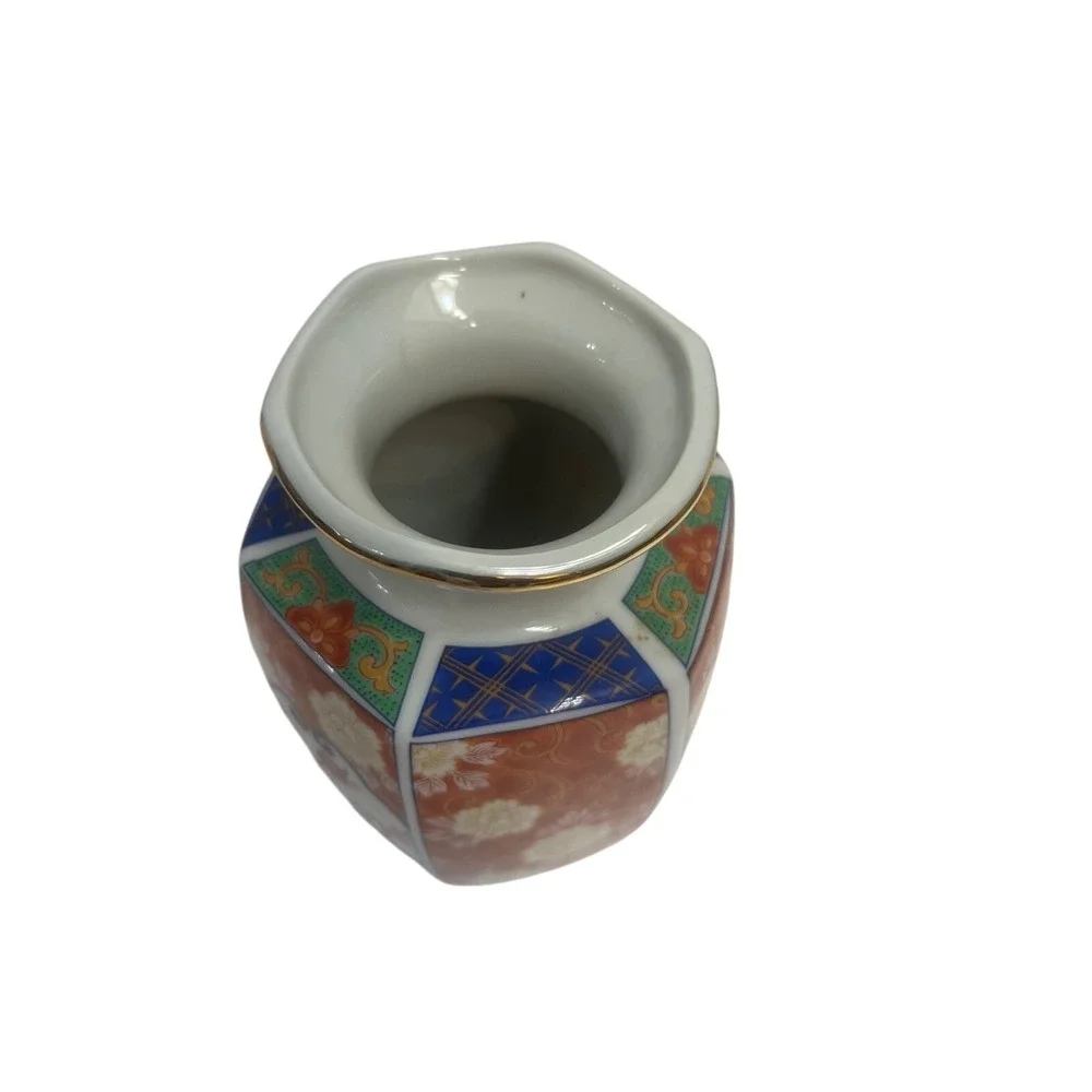 Andrea by Sadek Imari Vase 9.5